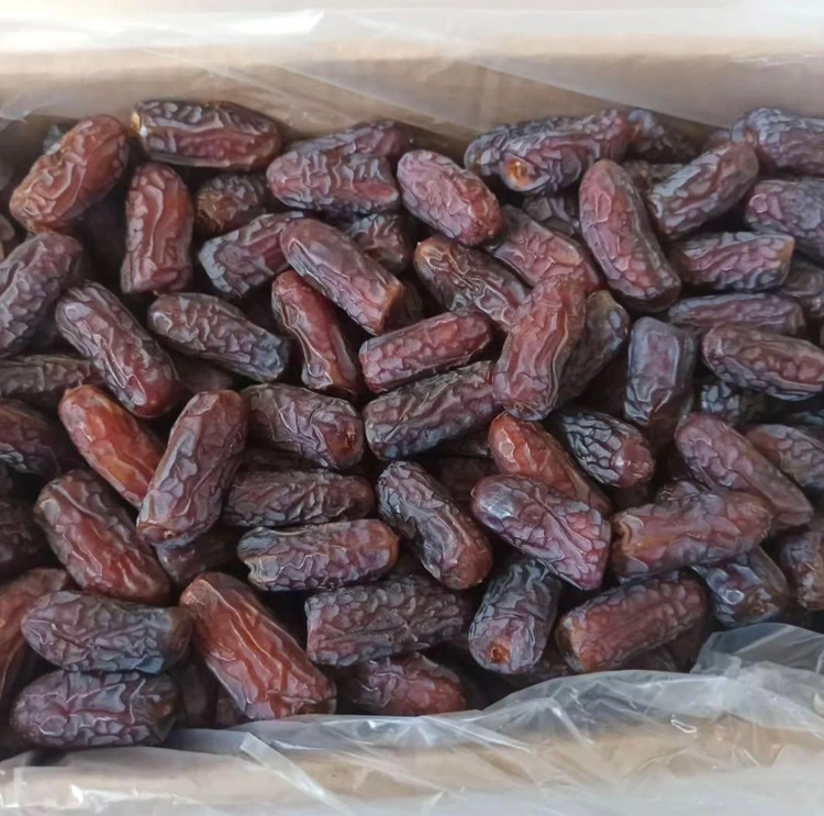 خرما پیارم حاجی آباد لوکس صادراتی